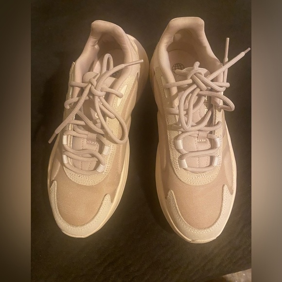 Adidas cloud foam shoes - Picture 5 of 7